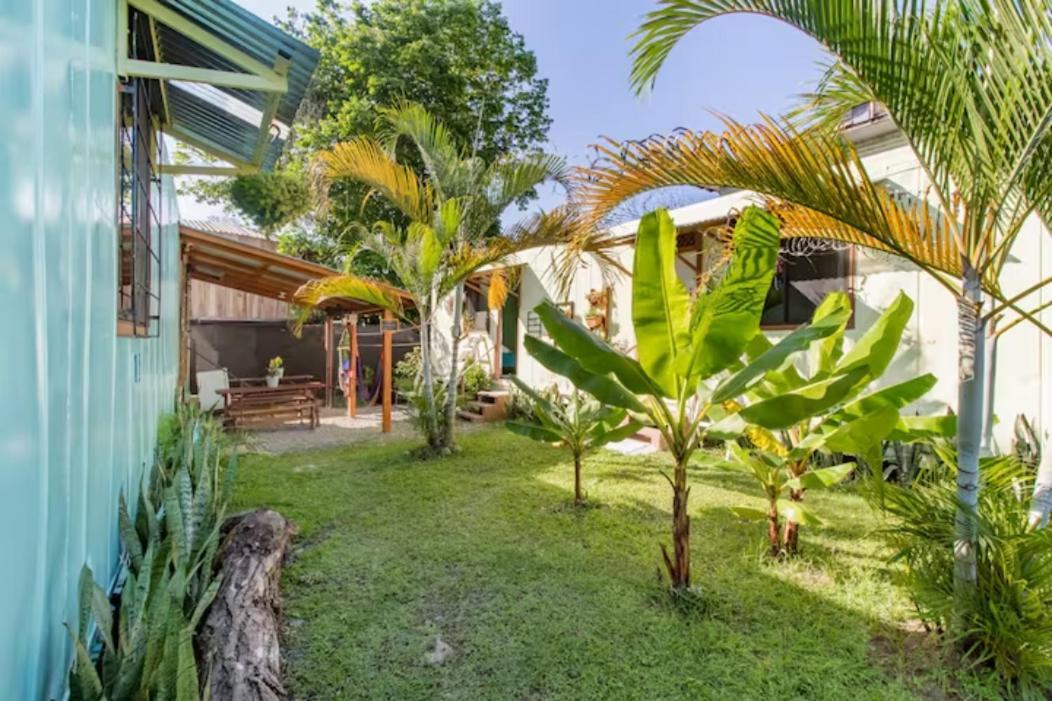 Container House Cahuita Hotel Exterior foto
